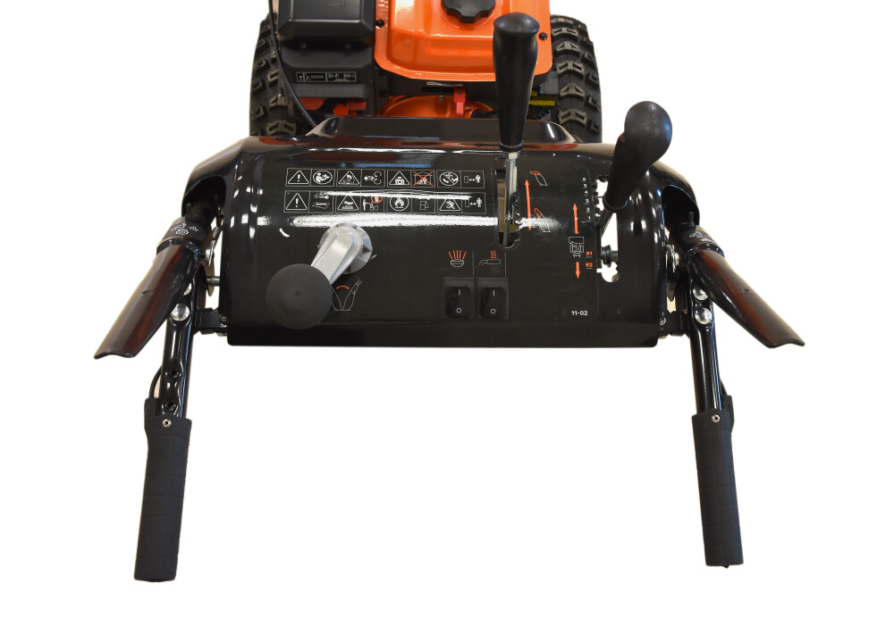 SOUFFLEUSE À NEIGE 26PO MOTEUR DUCAR – Image 9